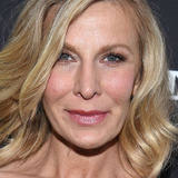 Lusia Strus — Estelle Raines