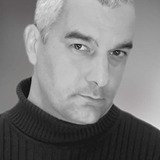 Alejandro Arroyo — Dr. Valentín Hernández