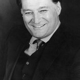 Vittorio Amandola — Nigel (voice)