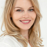Anastasiya Stezhko — Анна Остроумова