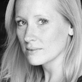 Martha Howe-Douglas — Stephanie 'Fanny' Button