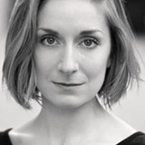 Грэйнн Кинэн — Fiona Hogan / Fiona Crowley