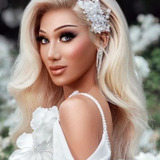 Plastique Tiara — Self