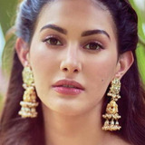 Amyra Dastur — Pari Patel