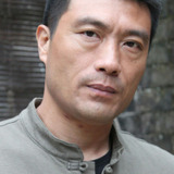 叶新宇 — Director He