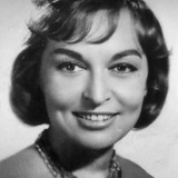 Lale Oraloğlu — Leman Özüm