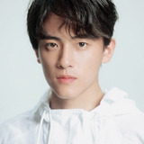 Гэн Е Тин — Ye Qingyu
