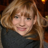 Noémie Schmidt — Ida Heilman