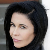 Мария Кончита Алонсо — Alejandra Alpert