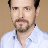 Eric Curtis Johnson — Henrik