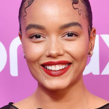 Уитни Пик — Zoya Lott