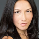 Тамара Подемски — Natasha Bourge