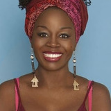 Akosua Busia — Acte