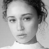 Элла-Рэй Смит — Loraine Wade