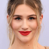 София Хьюблиц — Charlotte Byrde