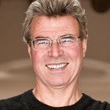 Steve Thomas Rooney — Himself