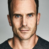 Гэбриел Хоган — Dan Hollister