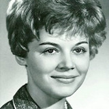 Marianne Krencsey — báró Eberstein Eckbertné (Amália)