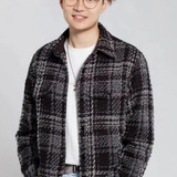 不一 — Xiao Yan (voice)