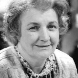 Jean Boht — Nellie Boswell