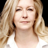 Amparo Fernández — Rosa