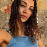 Ирем Юксель — Selin