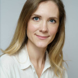 Юлия Конюхова — администратор в гостинице