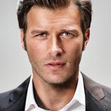 Kıvanç Tatlıtuğ — Aslan Soykan