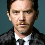 Vincenzo Crivello — agente Giacalone