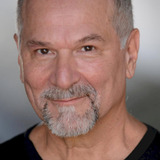 John Kapelos — Det. Don Schanke