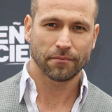Rafael Amaya — Julian García