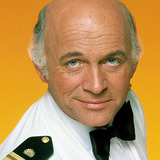 Gavin MacLeod — Merril Stubing