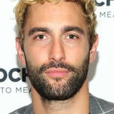 Noah Mills — Jesse Boone