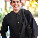 ศรุต วิจิตรานนท์ — Sia Thana [Shin's father]
