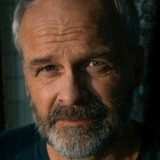 Johan Rheborg — Ronny Hazelwood