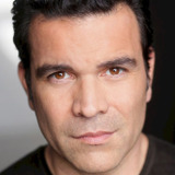 Ricardo Chavira — Carlos Solis