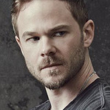 Shawn Ashmore — Agent Mike Weston