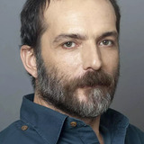 Мухаммет Узунер — Namık Emirhan