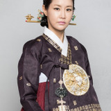 Shin Eun Kyung — Empress Dowager Kang