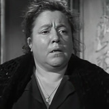 Georgette Anys — La tenancière