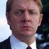 Ronald Hines — Hoofd Commissaris Samson