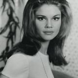 Wende Wagner — Leonore "Casey" Case