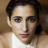 Alba Flores — Saray Vargas
