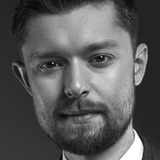 Remigiusz Mróz — Dead Body