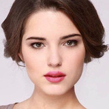 Михалина Ольшанска — Ofelia "Effy" Ibrom