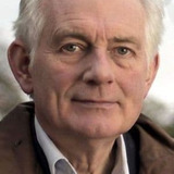 Dan Cruickshank — Self - Presenter