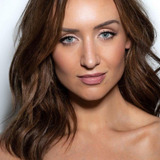 Catherine Tyldesley — First Officer Kate Woods