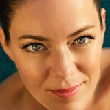 Эмили-Клэр Барлоу — Bunny (voice)