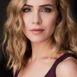 Amber Goldfarb — Briana Holt