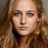Leelee Sobieski — Jennifer 'White House' Perry